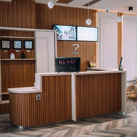 Blvd 7 3* 플로브디프