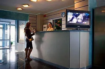 Ξενοδοχείο Blvd 7 3*