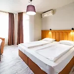 Blvd 7 3* Пловдив