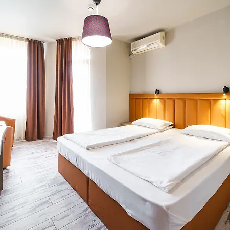 Blvd 7 3* Пловдив