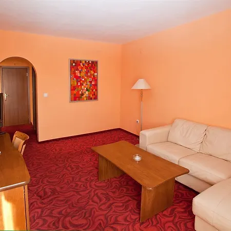 Blvd 7 3* بلوفديف