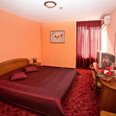 Хотел Blvd 7 3*